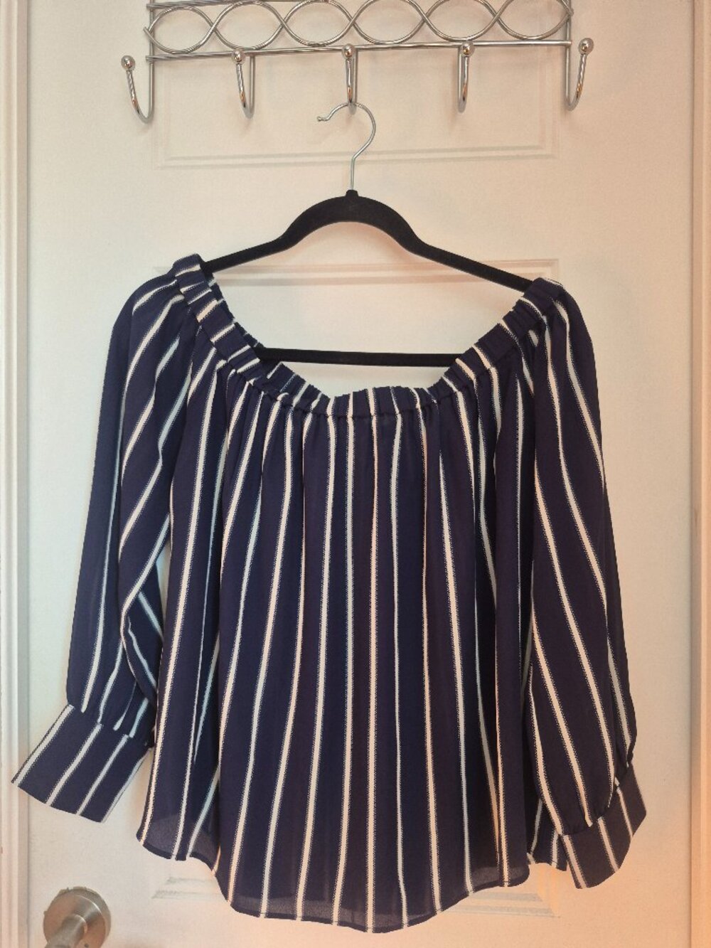 FOREVER 21 Contemporary Navy Striped Blouse Size L